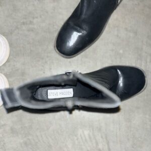 Steve Madden Sleek Black Boots